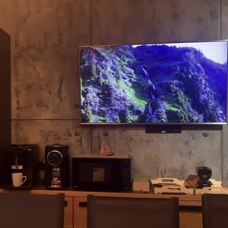 Горы Village