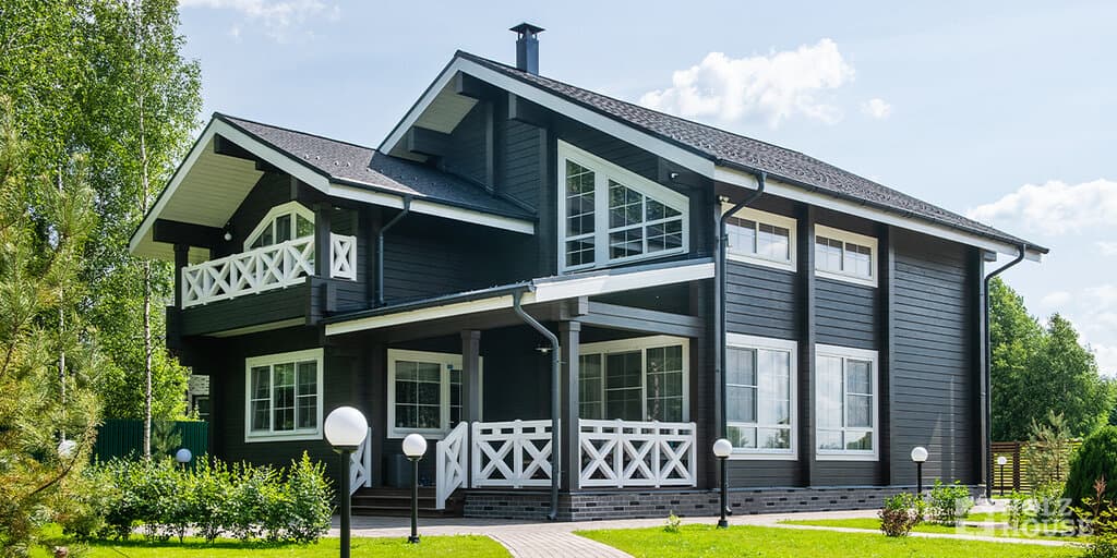 Holz House