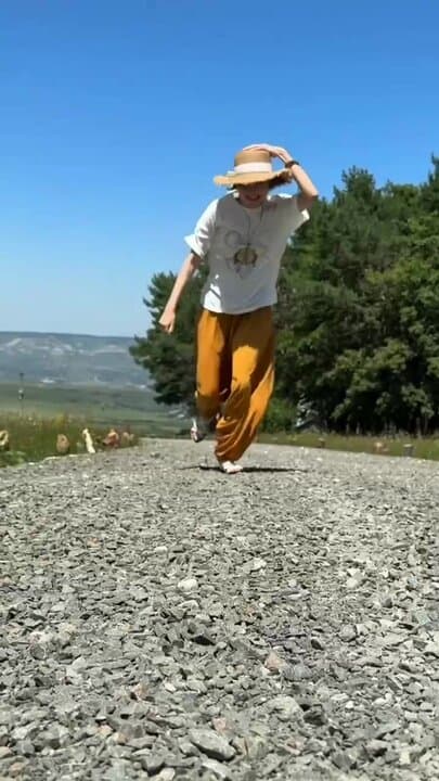 Медовые Холмы