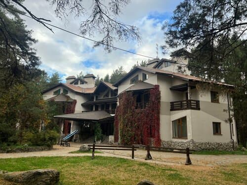 Отель Тирс