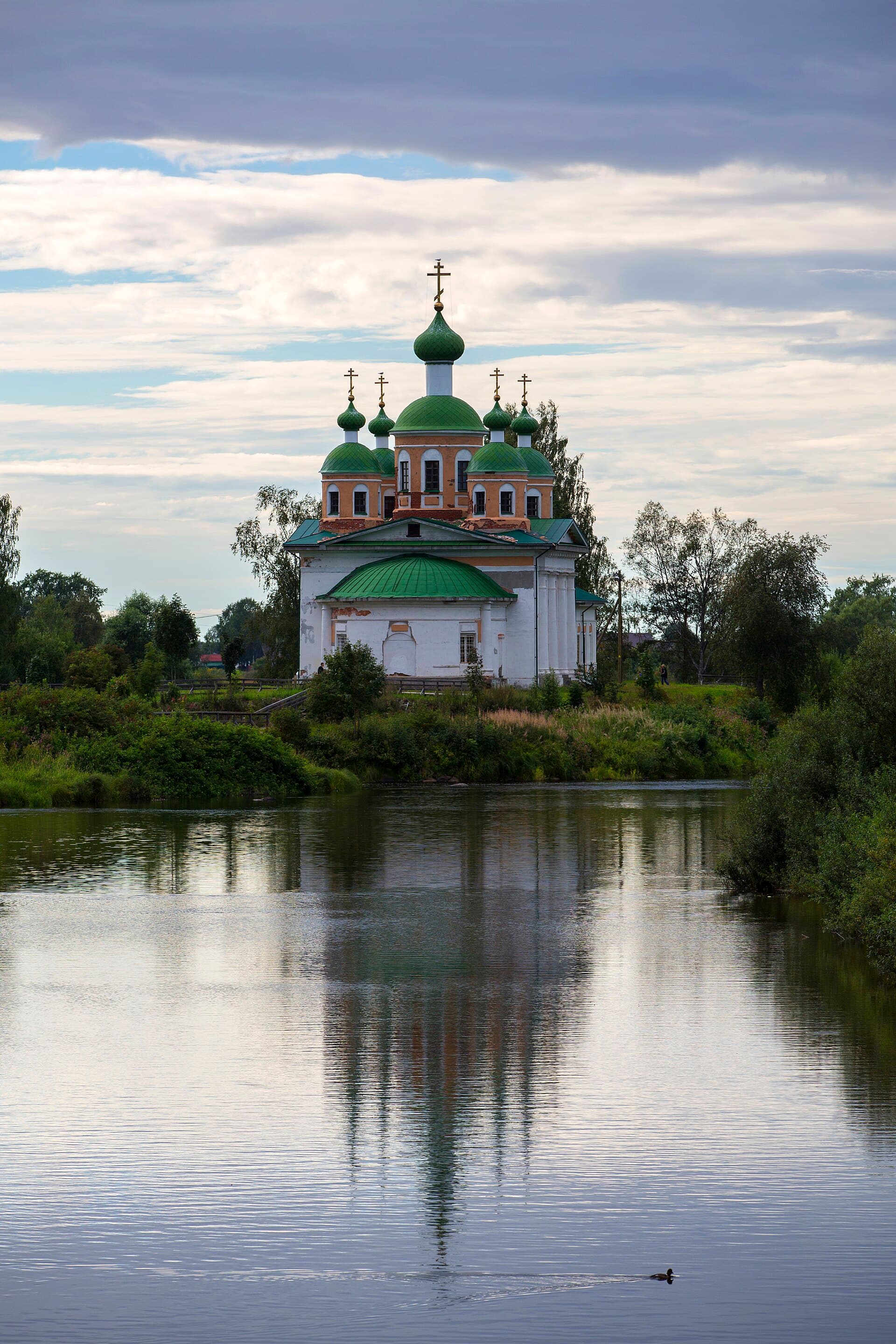 Церковь Смоленской иконы Божией Матери (Олонец)