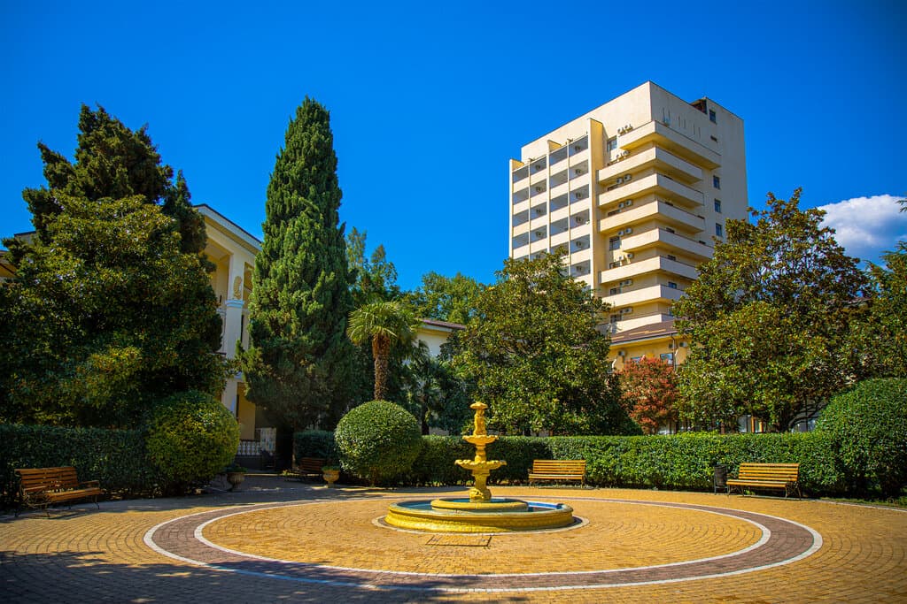 Голден — глэмпинг в Крыму