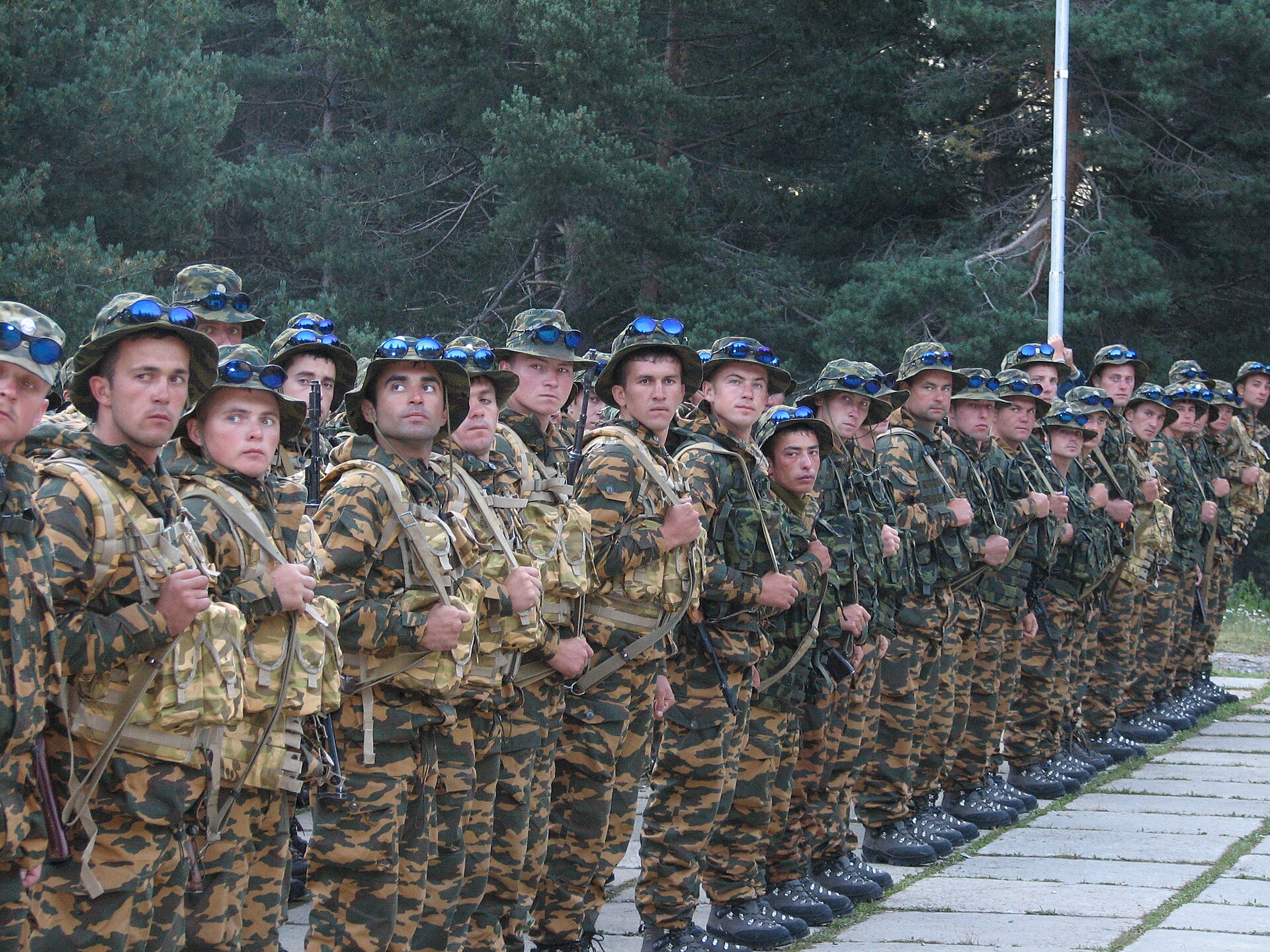 Эльбрус и поляна Азау