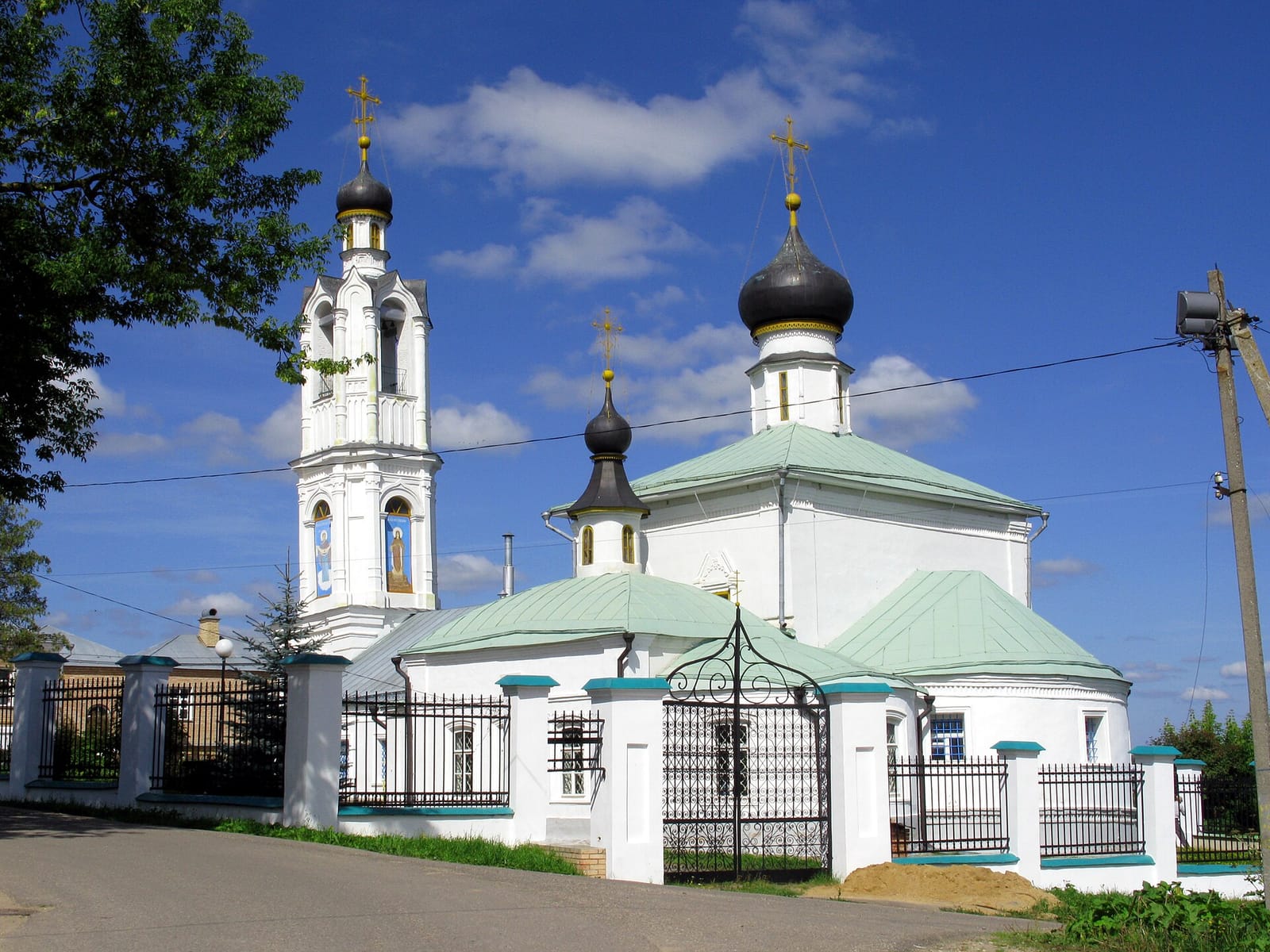 Храм Покрова Пресвятой Богородицы (Волоколамск)