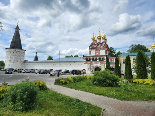 Иосифо-Волоцкий монастырь