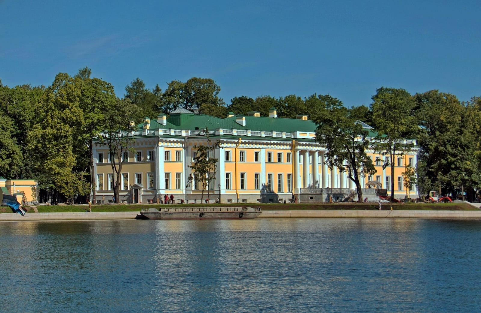 Каменноостровский дворец