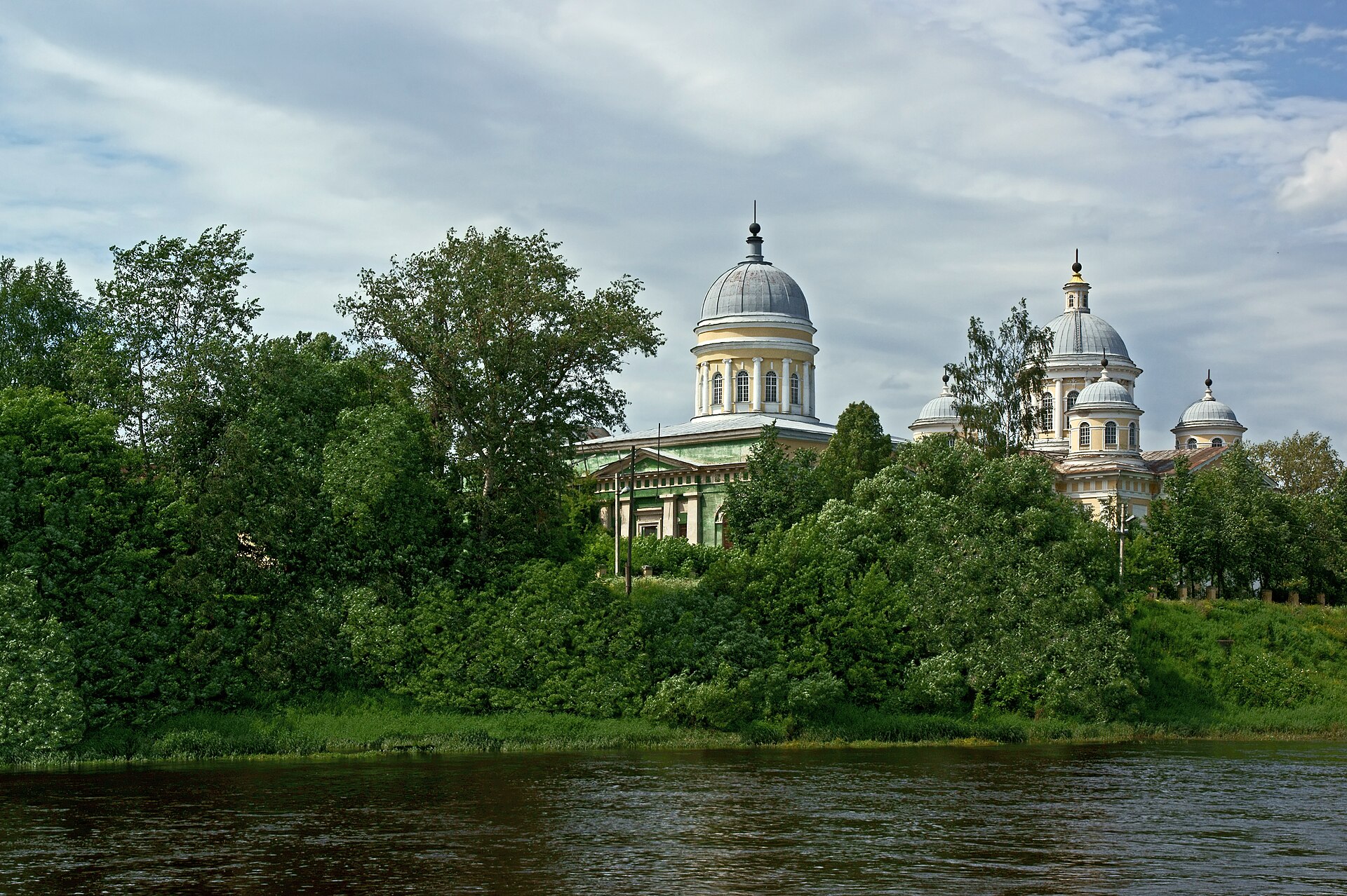 Музей золотного шитья «Торжокские золотошвеи»