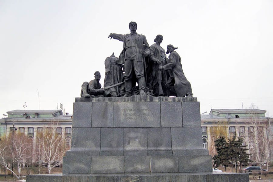 Памятник героям обороны Красного Царицына