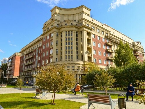 Стоквартирный дом