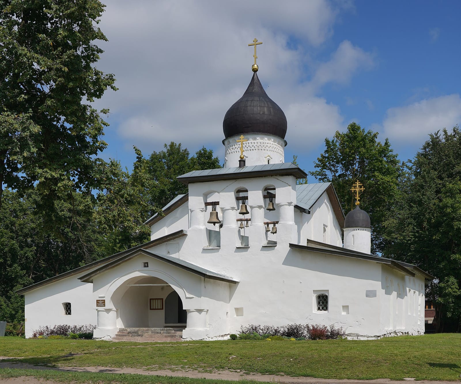 Церковь Воскресения Христова со Стадища (Псков)
