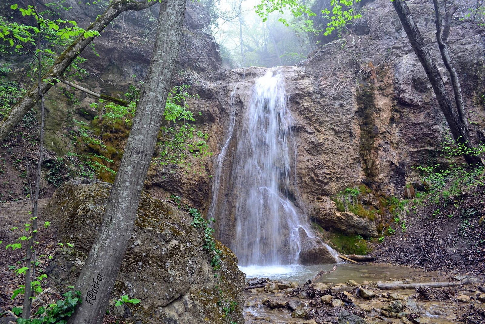 Ускутские водопады